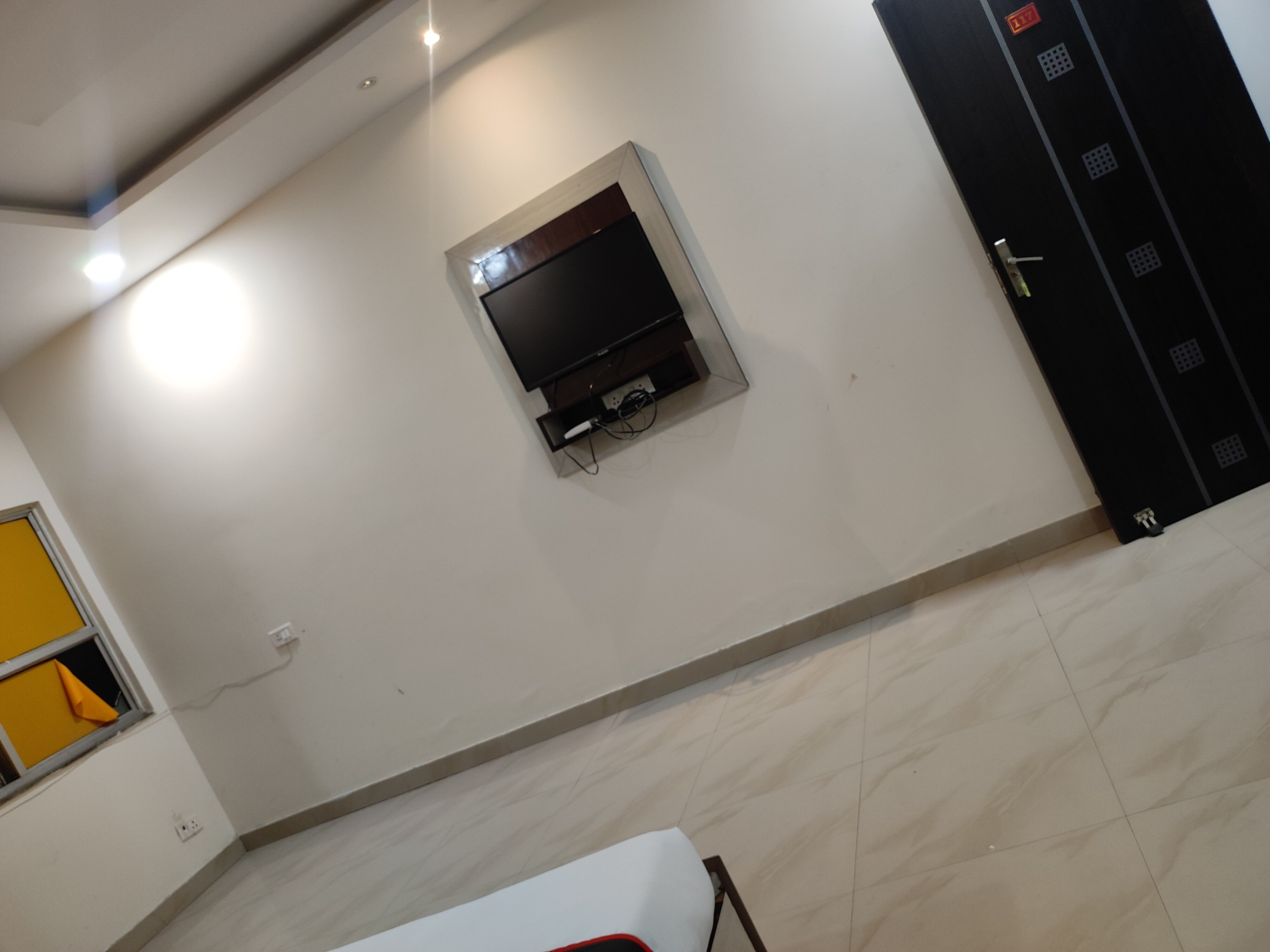 Aastha Krishna niketan hotel - Tap to explore photos