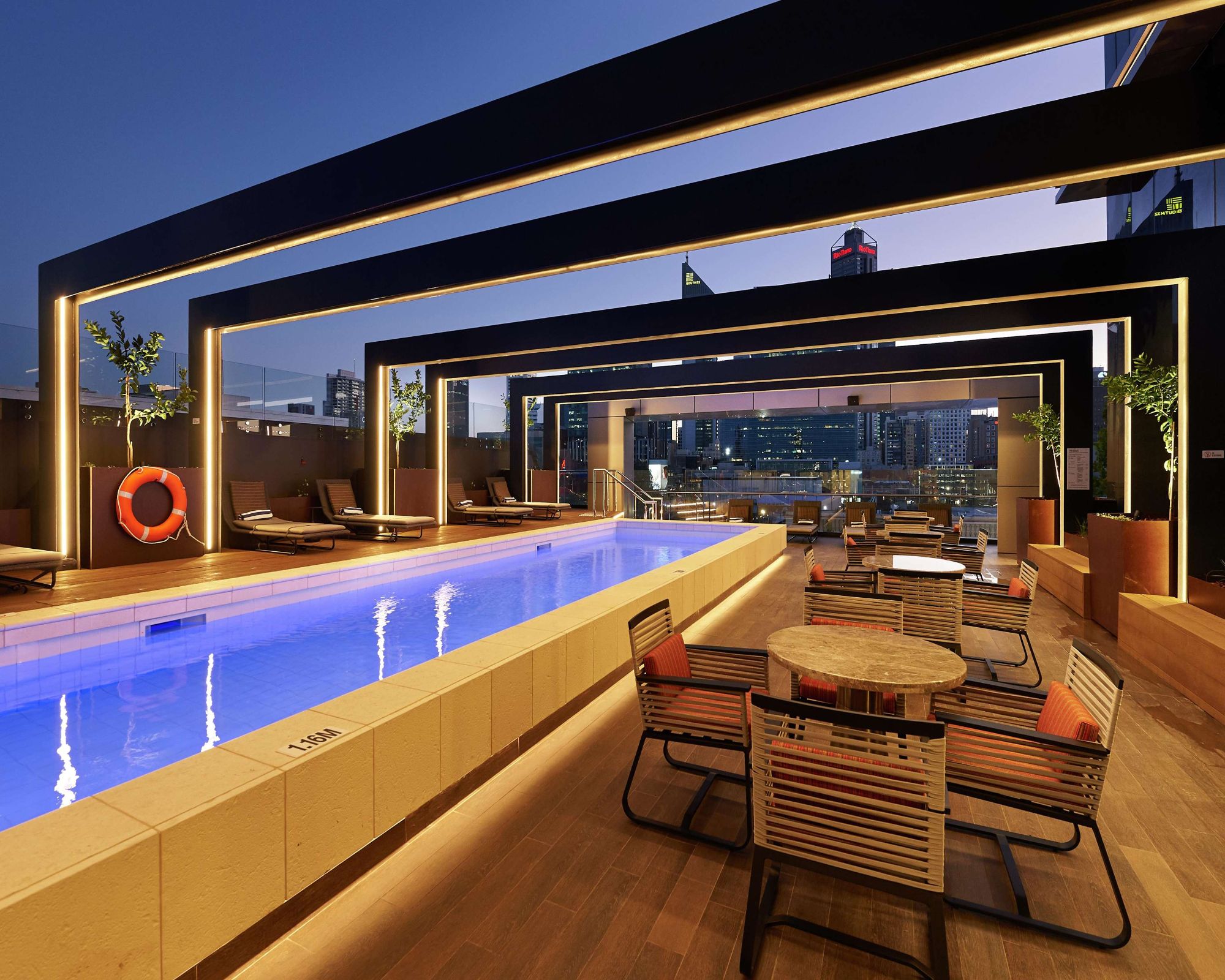 Doubletree by Hilton Perth Northbridge - Tap to explore photos