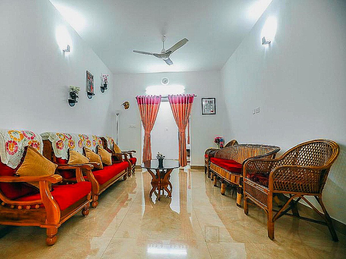 Snehatheeram Homestay - Tap to explore photos