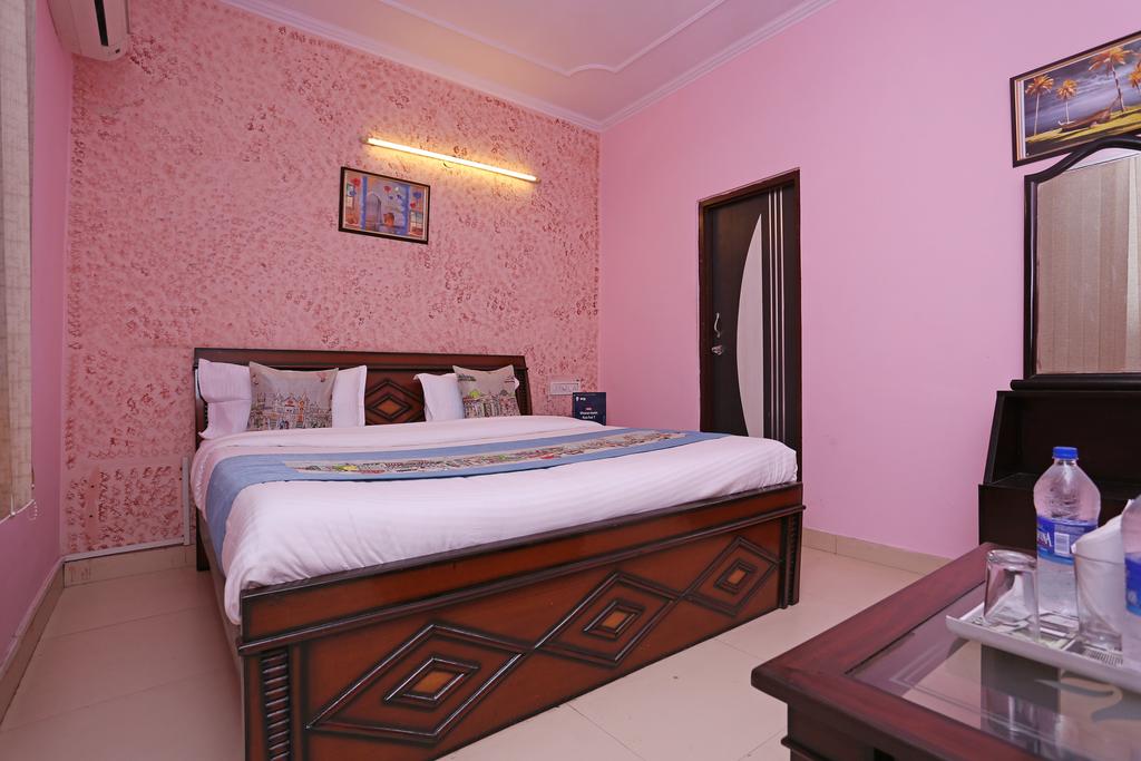 Hotel Chhavi Holidays - Tap to explore photos