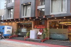 Hotel Meadows , Varanasi