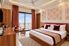 Qotel Signature - Golf Course Road, Gurgaon