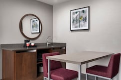 Hampton Inn by Hilton Chicopee/Springfield, Hampden