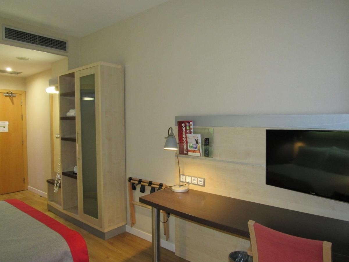 Holiday Inn Express Madrid - Getafe - Tap to explore photos