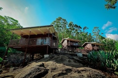 Hilltop Munnar by Fracspace, Munnar