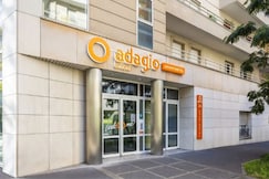 Aparthotel Adagio Access Defense Charras, Paris
