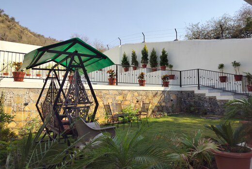 Chandra Villa Kotharia