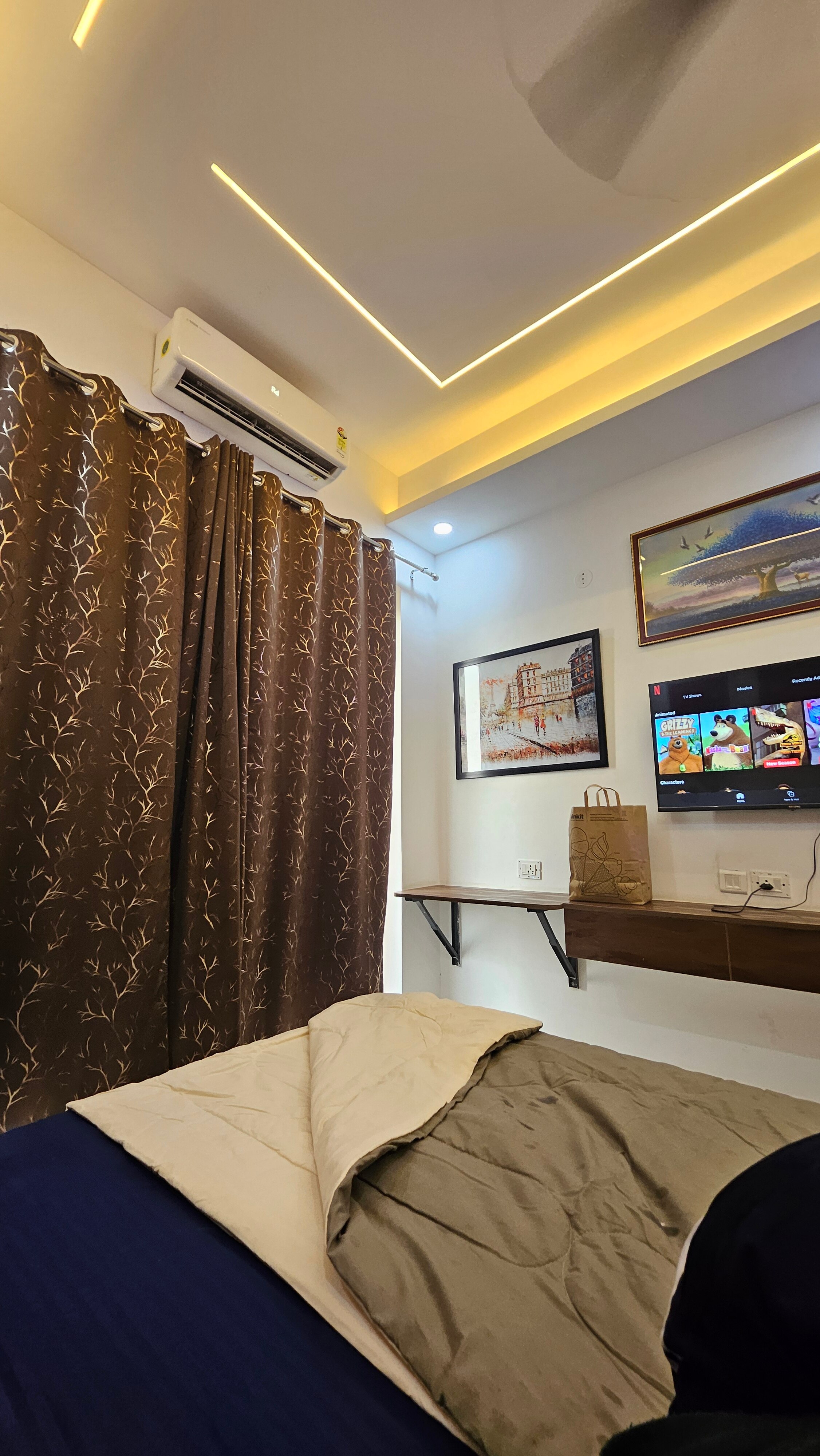 Ravi Luxury Studio Apartments - Tap to explore photos