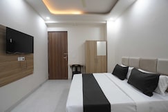 Hotel O Delhi Meerut Expressway Makanpur Formerly Crystal 24, Noida