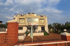Hotel Riveria Shinde stays, Mahad