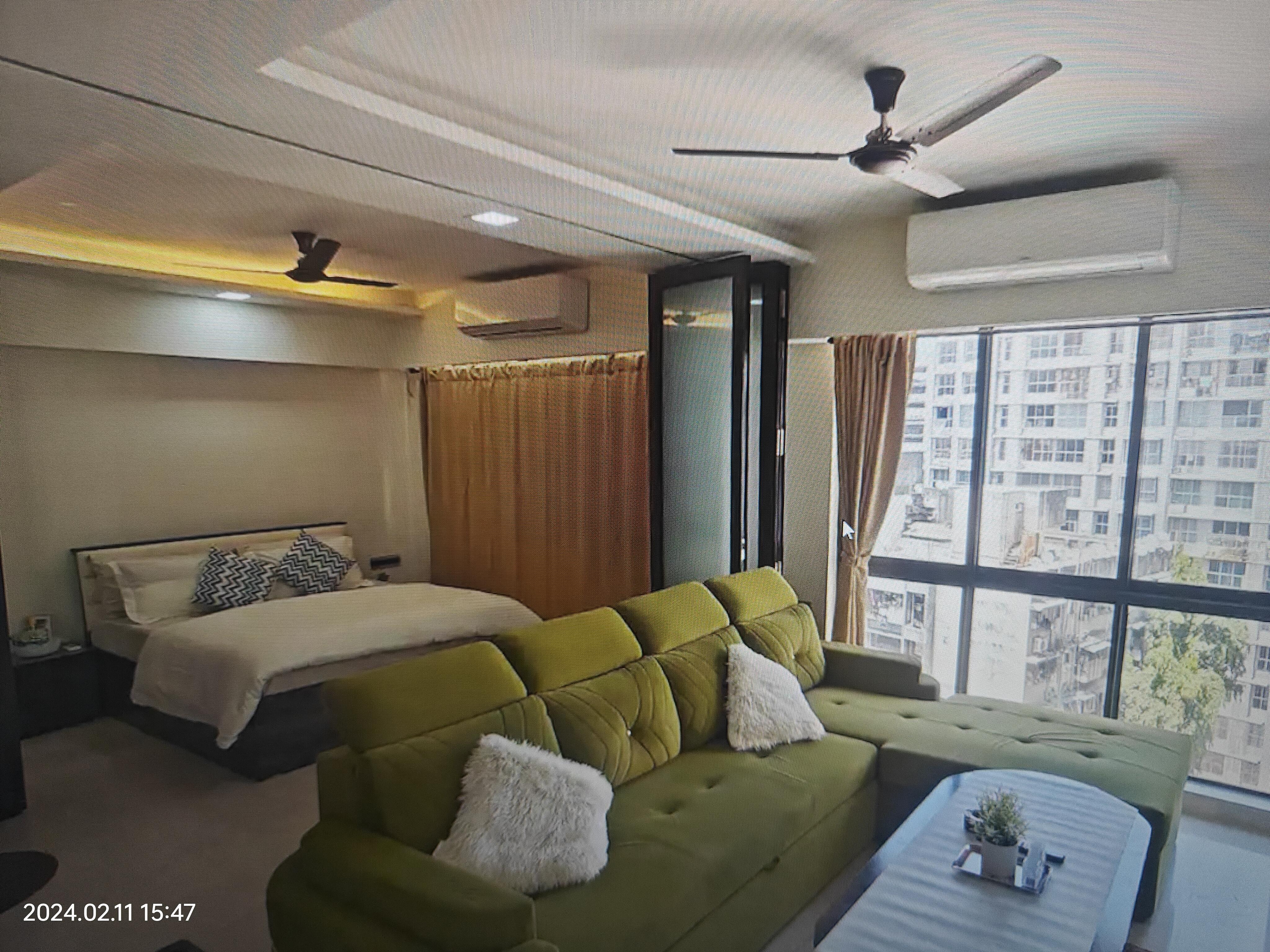 1 BHK Bandra Kurla Complex C - Tap to explore photos
