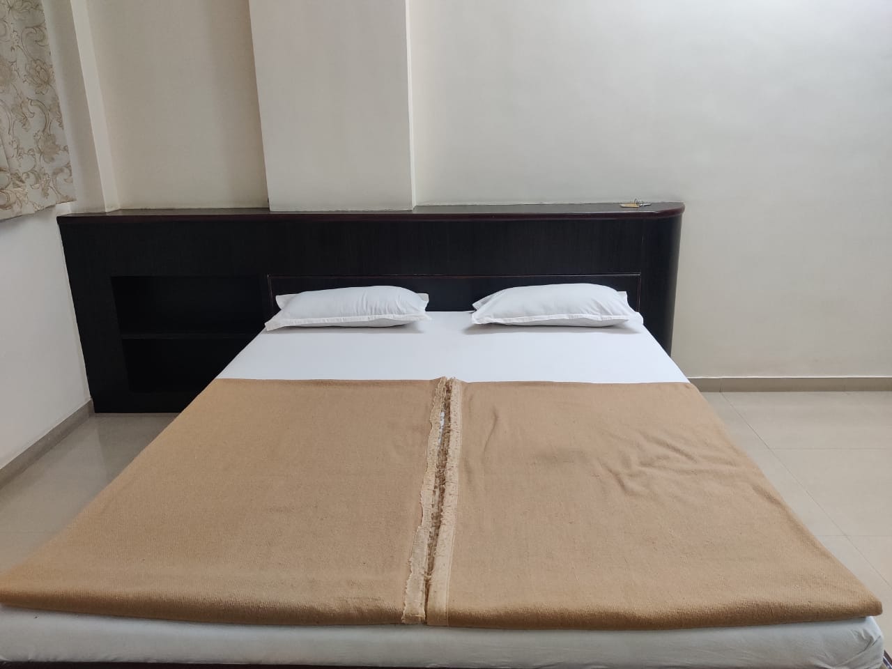 Hotel Padmalaxmi 3