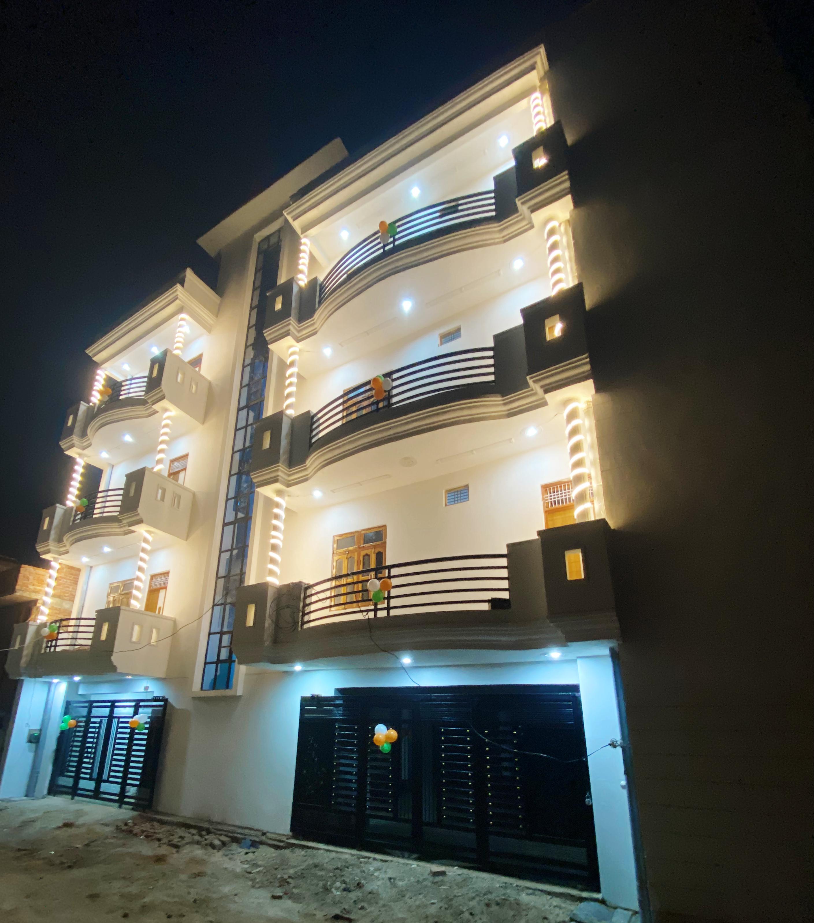 Hotel Aanandwan Palace - Tap to explore photos