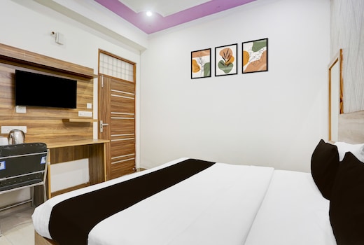 Super Townhouse Sector 4 Gurgaon