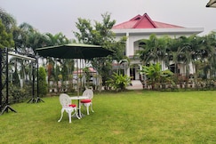 Chet's Residency, Namsai