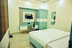 Kuber Palacee.., Varanasi