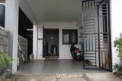 Close2heaven 3 BHK with full option paid  kitchen, Kodaikanal