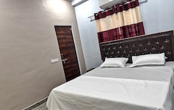 Non AC Double Bed room