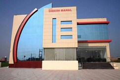 Sheesh Mahal Hotel & Restaurant, Sangrur