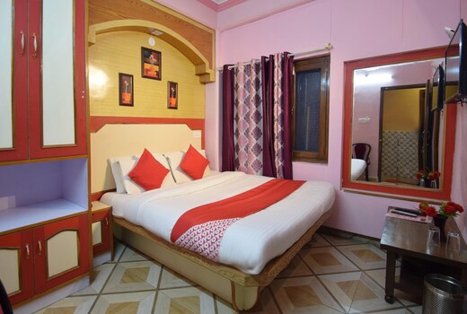 Hotel O Royal Inn