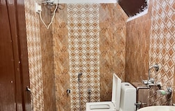 Deluxe Room 1