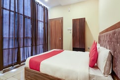Hotel O Rsquare Elite, Hyderabad
