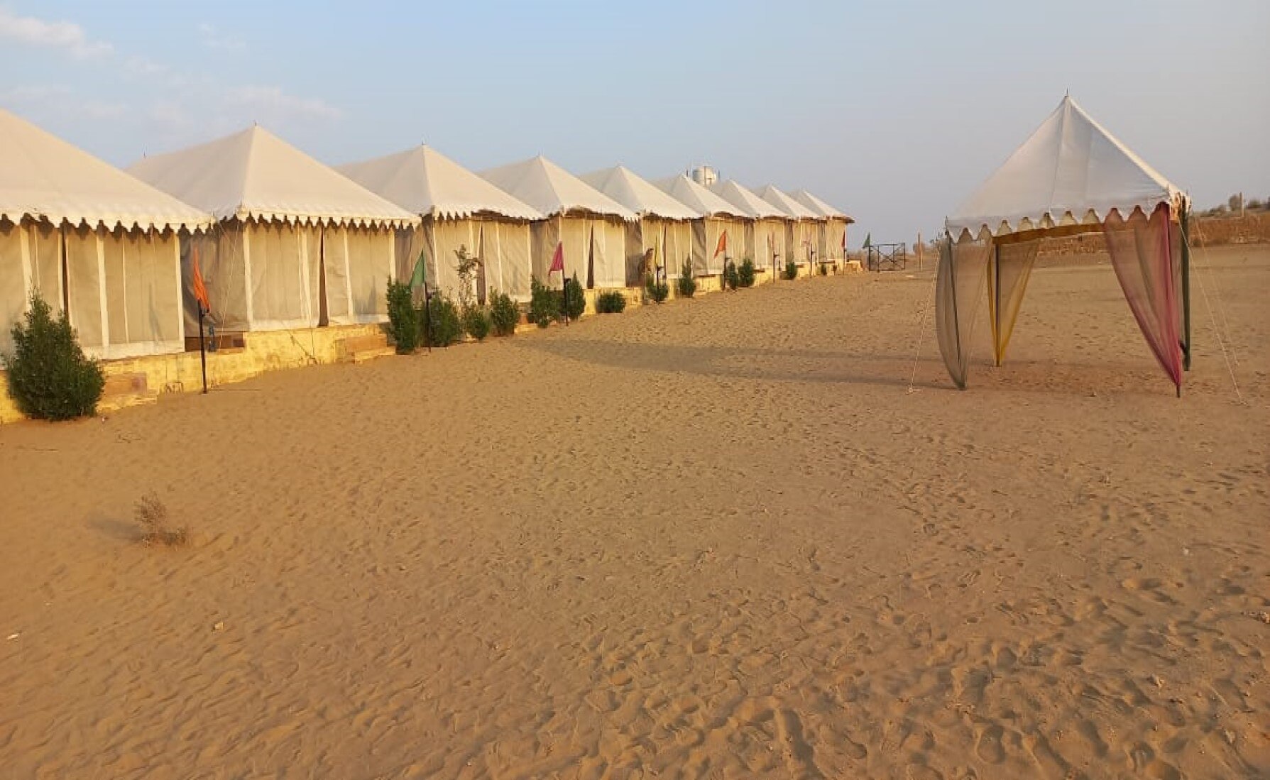 Jaisalmer Best Resort - Tap to explore photos