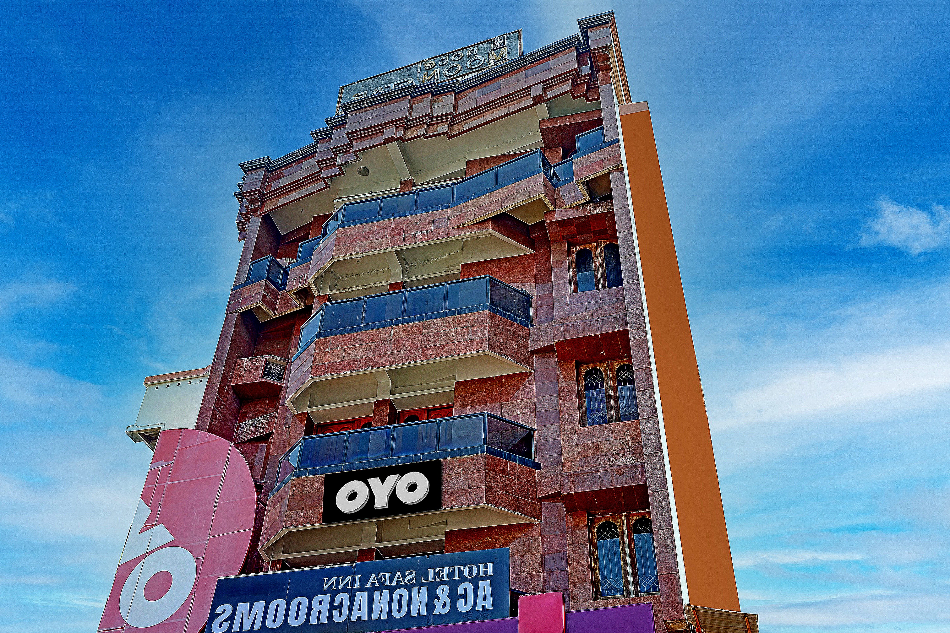 Hotel O Safa Inn - Tap to explore photos