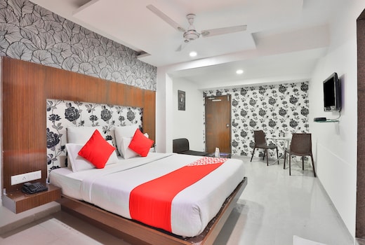 Hotel O Keshav