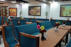 Hotel Royal Choice Bar and Restaurant, Bahadurgarh