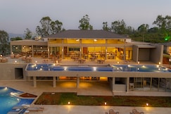 Ayati Resorts & Spa, Wai