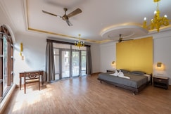 Massive 14BHK Group Villa | 700m to Beach | Pvt Pool, Goa