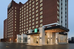 Embassy Suites by Hilton Toronto Airport, Toronto