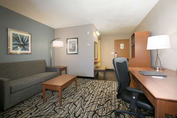 Best Western Plus Blaine at the National Sports Center - Tap to explore photos