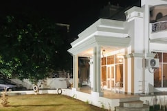 Lush Green Retreat Private Pool & Garden Villa, Jaipur, Jaipur