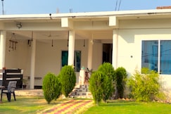 Hotel Vaidyaraj, Mauranipur