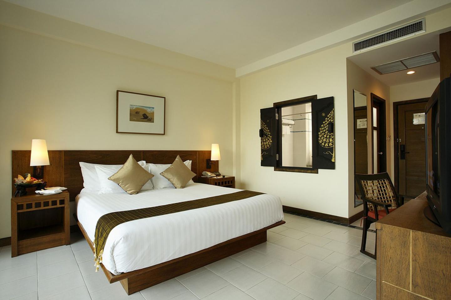 Supalai Scenic Bay Resort and Spa - Tap to explore photos