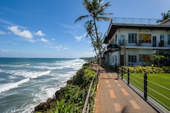 S cliff Black Beach Resort, Varkala