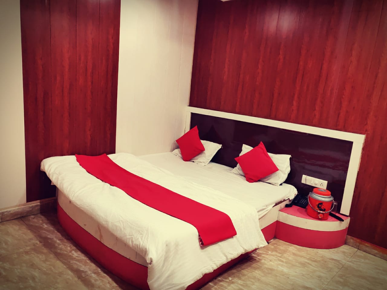 Shiv Krishna Homestay - Tap to explore photos