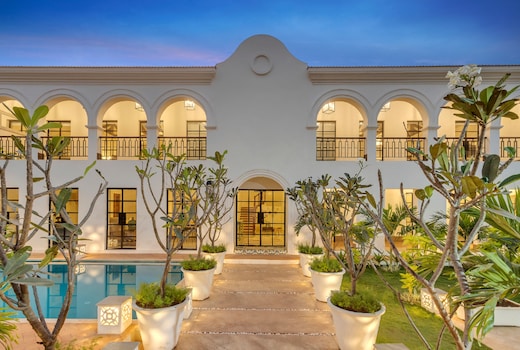 Hireavilla | Casa Brilhante - 4BHK Villa with Private Pool & Garden