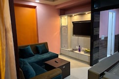 Aero Xanadu Studio near CC2 Mall || Entire 1BHK, 16 minutes from Airport, Kolkata