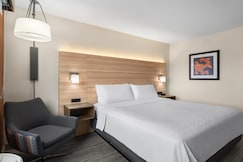 Holiday Inn Express Ft Bragg, an IHG Hotel, Sutter