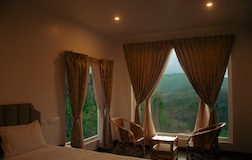 Malaiosais Misty Mount Premier Mountain View