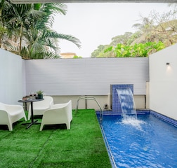 Swimming Pool 1