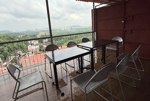 Hill View Villa No 415