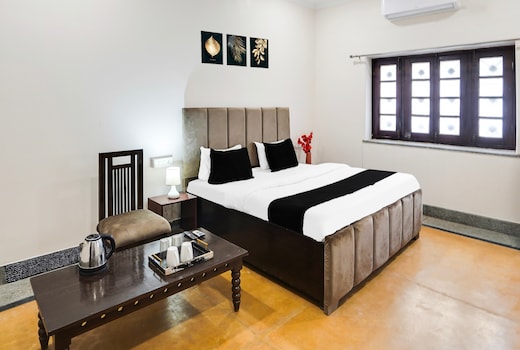 Collection O Civil Lines Prayagraj