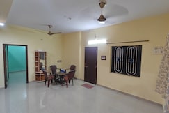 Shalom guest house and Boating, Honnavar, Kollur