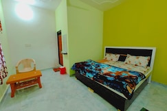 Akash Paying Guest House, Gonda