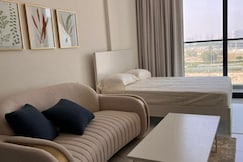 Samana Golf Avenue, Dubai Studio City, Dubai, Dubai