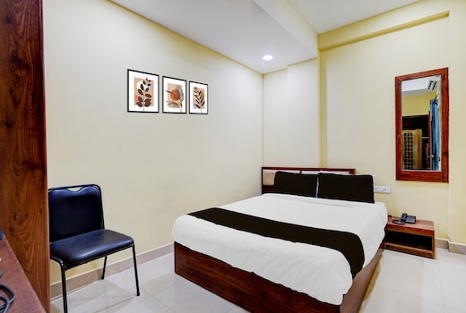 Super Collection O Vadapalani Metro Station Formerly Pineapple Guest House